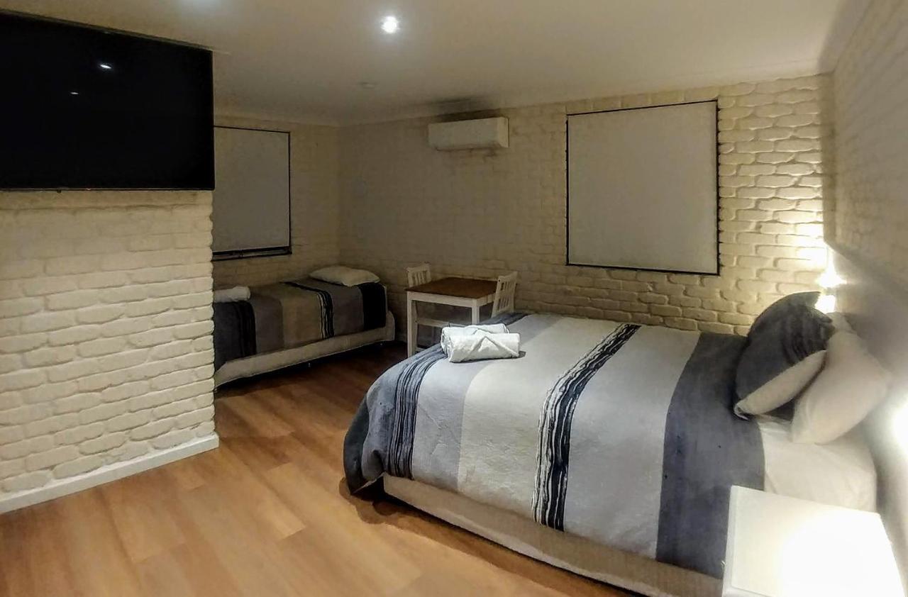 Bay House Motel Bateau Bay Εξωτερικό φωτογραφία